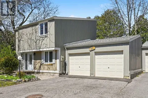 29 Jackson Court Ottawa ON K2K 1B6