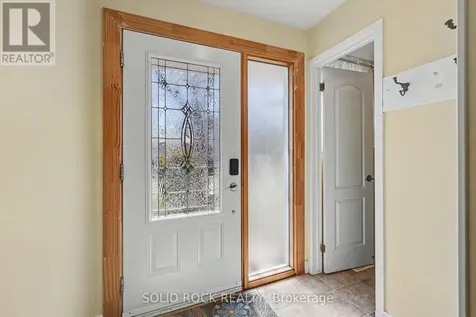 29 Jackson Court Ottawa ON K2K 1B6