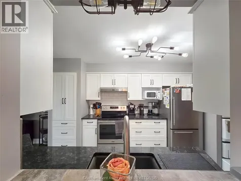 10 Van Allen Avenue Chatham ON N7L 5K1