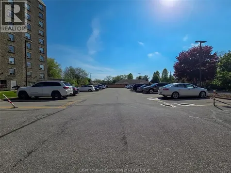 10 Van Allen Avenue Chatham ON N7L 5K1