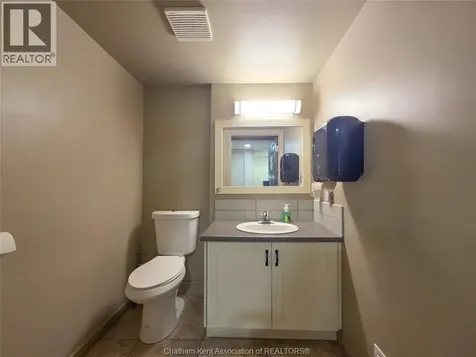 10 Van Allen Avenue Chatham ON N7L 5K1