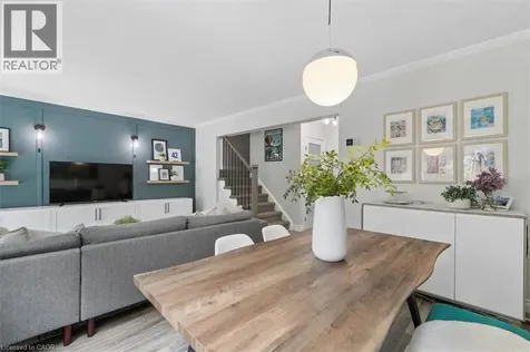 180 Highland Crescent Kitchener ON N2M 5K5