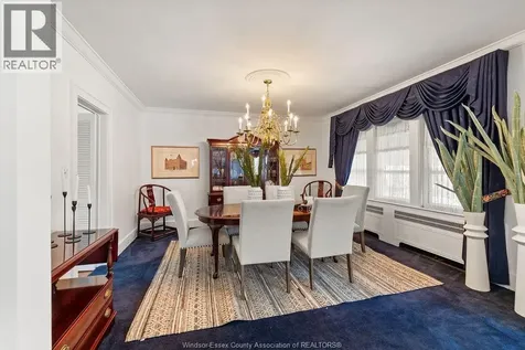 2203 Victoria Windsor ON N8X 1R2
