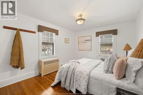 2203 Victoria Windsor ON N8X 1R2