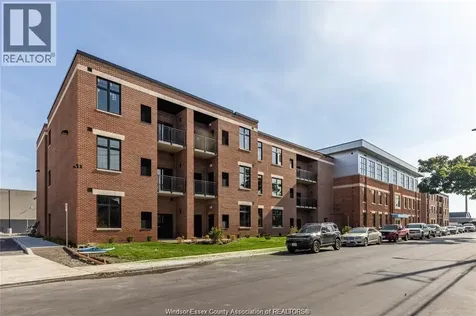 1370 Argyle Windsor ON N8Y 3K7