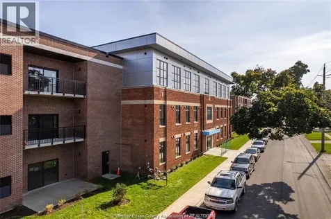1370 Argyle Windsor ON N8Y 3K7