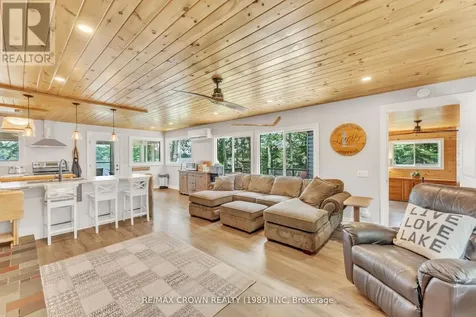 71 Northwoods Drive Island East Ferris ON P0H 1K0