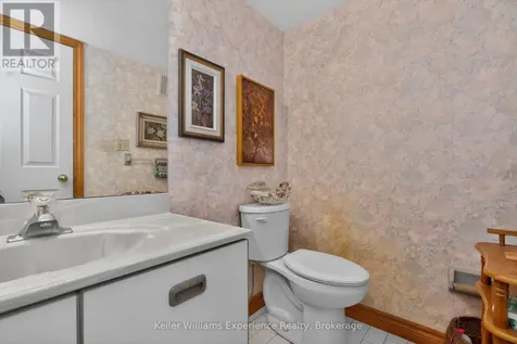 8 Beck Boulevard Penetanguishene ON L9M 1C3