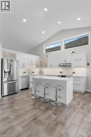 7032 Kelly Drive Niagara Falls ON L2H 3J9