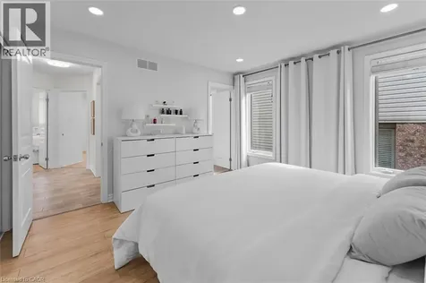 7032 Kelly Drive Niagara Falls ON L2H 3J9