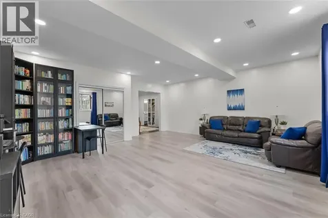 7032 Kelly Drive Niagara Falls ON L2H 3J9