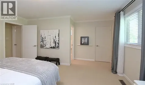 1115 Avondale Drive Oakville ON L6H 5K9