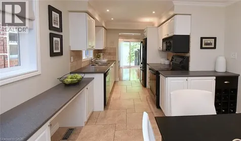 1115 Avondale Drive Oakville ON L6H 5K9