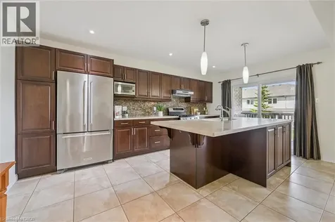31 Townsend Drive Breslau ON N0B 1M0