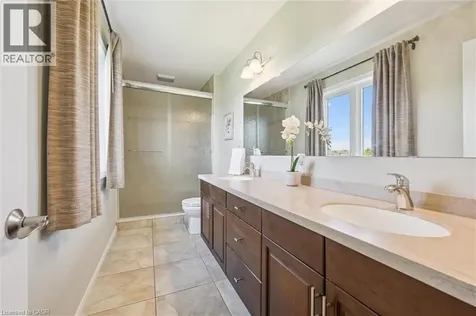 31 Townsend Drive Breslau ON N0B 1M0