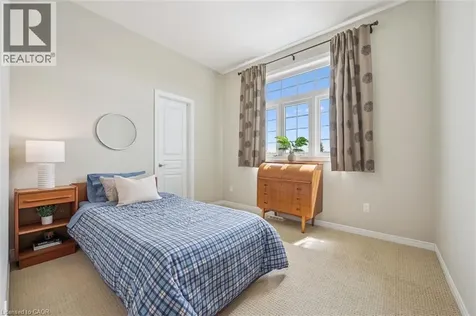 31 Townsend Drive Breslau ON N0B 1M0