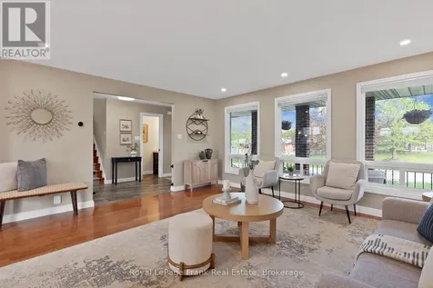 8 Gamron Avenue Uxbridge ON L9P 1R4