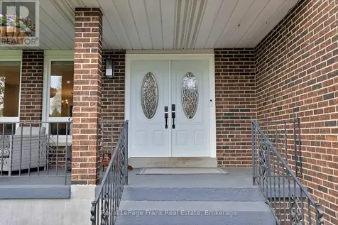 8 Gamron Avenue Uxbridge ON L9P 1R4
