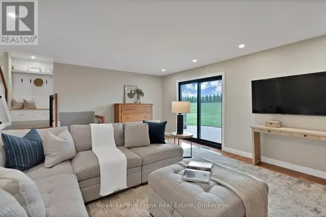 8 Gamron Avenue Uxbridge ON L9P 1R4