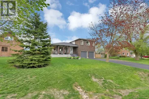 8 Gamron Avenue Uxbridge ON L9P 1R4