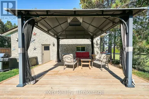 9 Hilda Avenue Uxbridge ON L9P 1R2