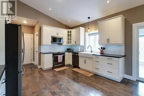 109 Robertson Avenue Meaford ON N4L 1W7