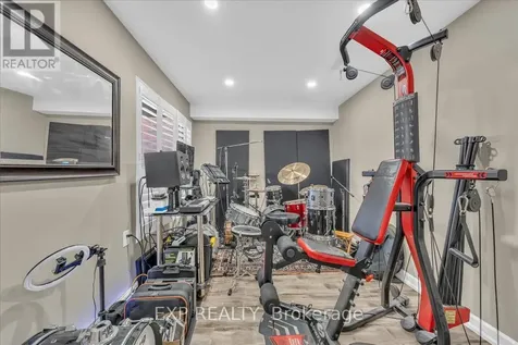 21 Paula Court Orangeville ON L9W 5V1