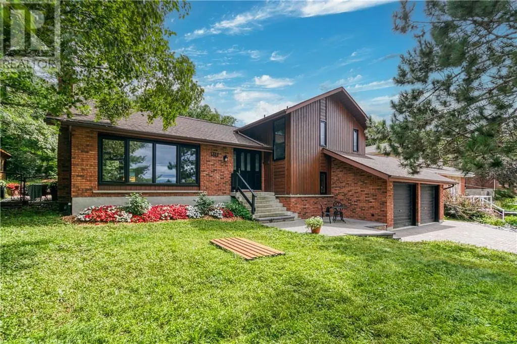 1311 Lakewood Drive Sudbury ON P3E 6H9
