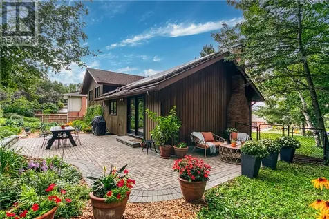 1311 Lakewood Drive Sudbury ON P3E 6H9