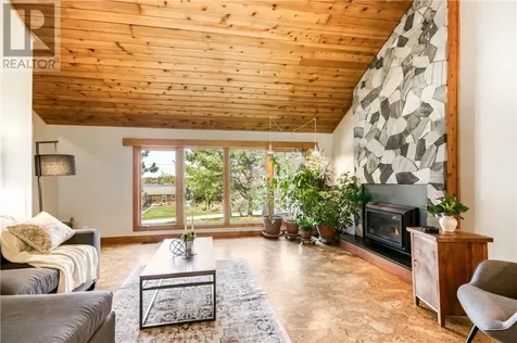1311 Lakewood Drive Sudbury ON P3E 6H9
