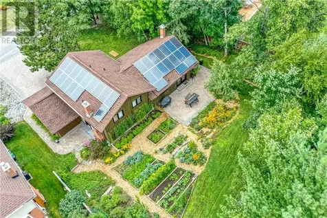 1311 Lakewood Drive Sudbury ON P3E 6H9