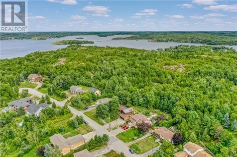 1311 Lakewood Drive Sudbury ON P3E 6H9