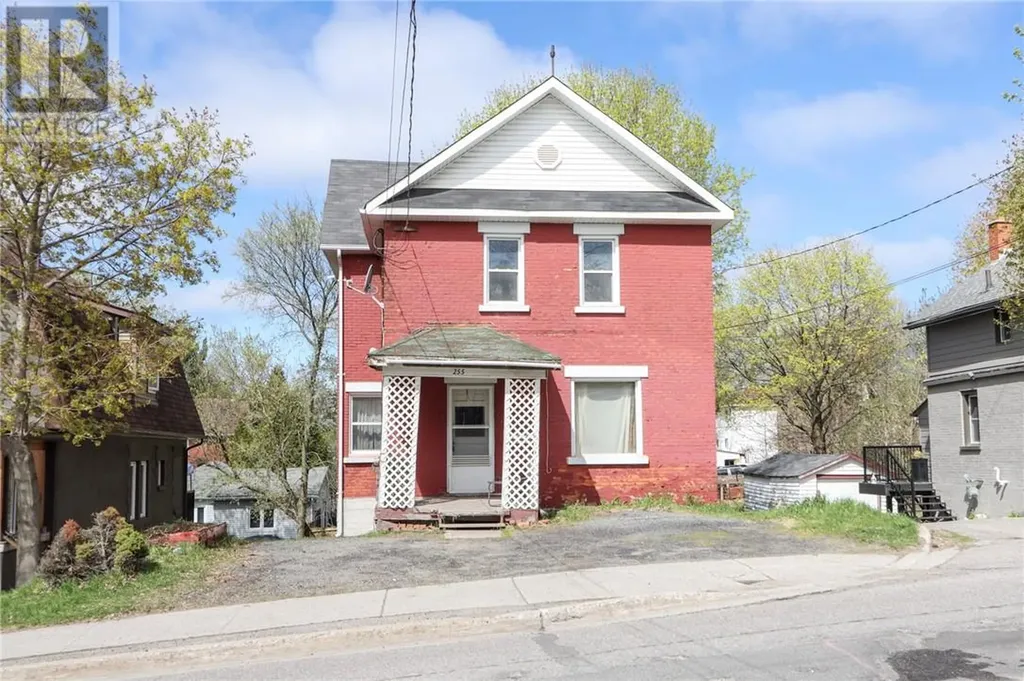 255 College Street Sudbury ON P3C 4v4