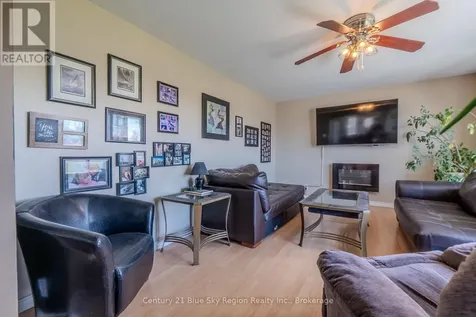 1742 Highway 17 East East Ferris ON P0H 1H0