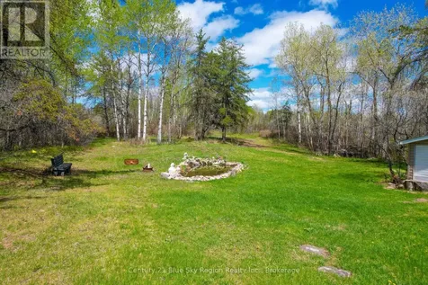 1742 Highway 17 East East Ferris ON P0H 1H0