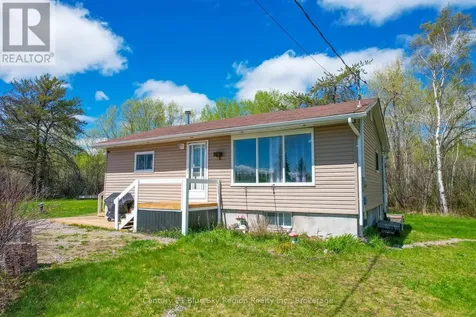 1742 Highway 17 East East Ferris ON P0H 1H0