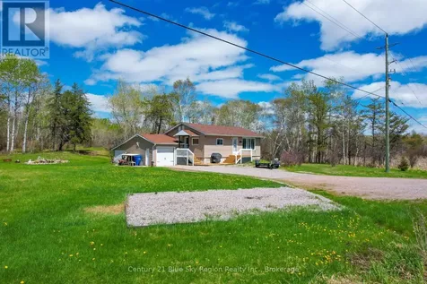 1742 Highway 17 East East Ferris ON P0H 1H0