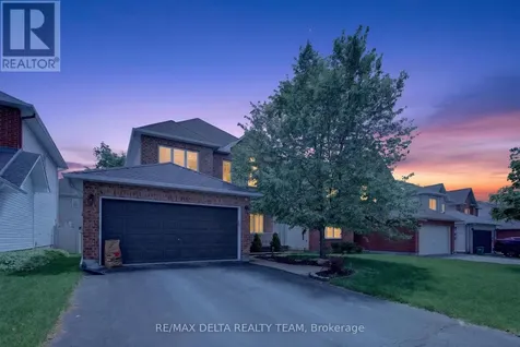 46 Birchfield Ave, Avenue Ottawa ON K2M 2N5