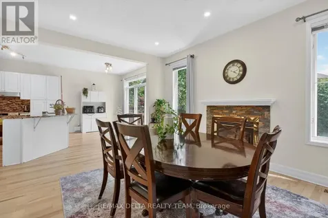 46 Birchfield Ave, Avenue Ottawa ON K2M 2N5