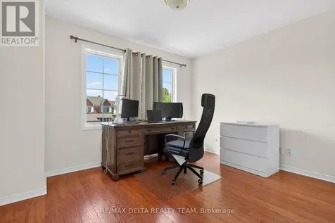 46 Birchfield Ave, Avenue Ottawa ON K2M 2N5