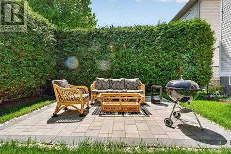 46 Birchfield Ave, Avenue Ottawa ON K2M 2N5