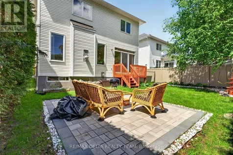 46 Birchfield Ave, Avenue Ottawa ON K2M 2N5