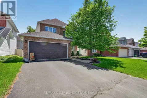 46 Birchfield Ave, Avenue Ottawa ON K2M 2N5