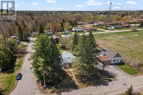 612 Karen Street Laurentian Valley ON K8A 4Y9