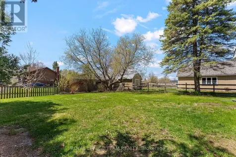 612 Karen Street Laurentian Valley ON K8A 4Y9