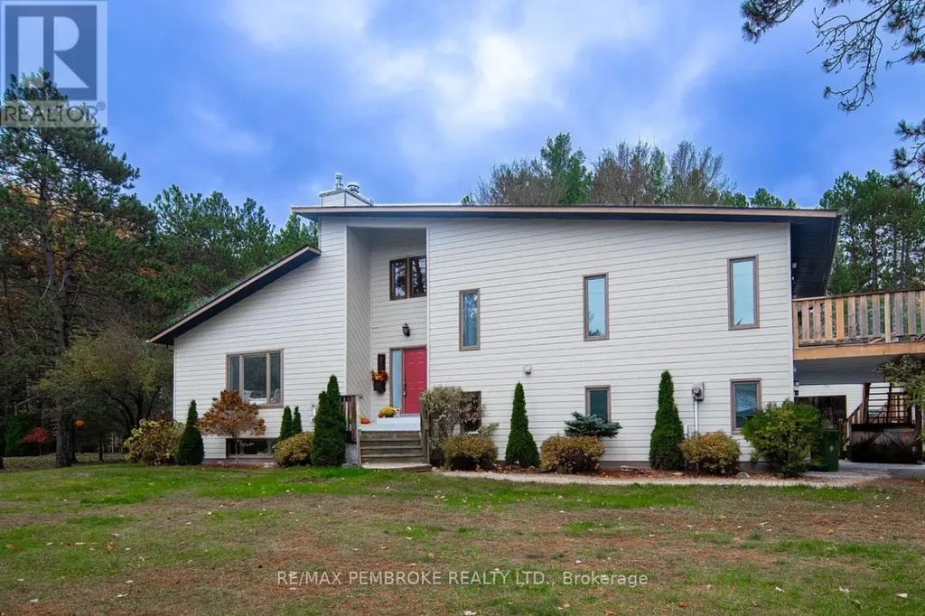 177 Sylvan Drive Petawawa ON K8A 6W7