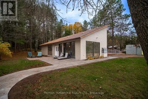 177 Sylvan Drive Petawawa ON K8A 6W7