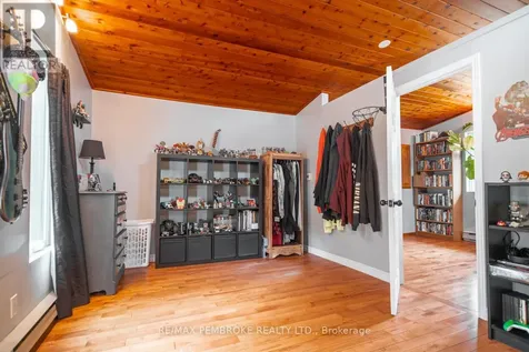 177 Sylvan Drive Petawawa ON K8A 6W7