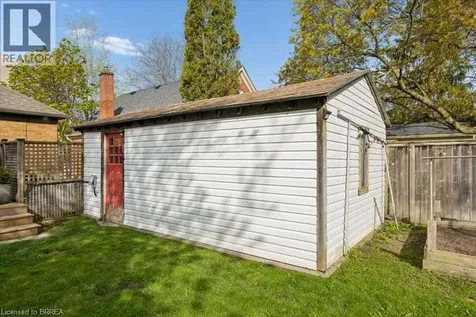 256 Bowman Street Waterloo ON N2J 1W5
