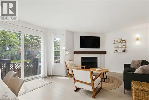 2935 Headon Forest Drive Burlington ON L7M 3Z7